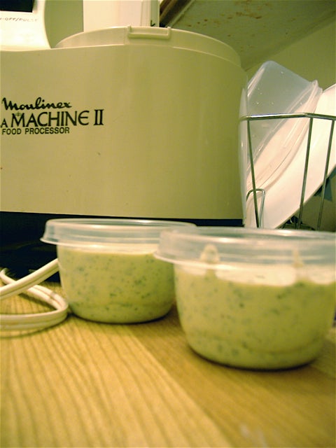 Completed basil mayonnaise